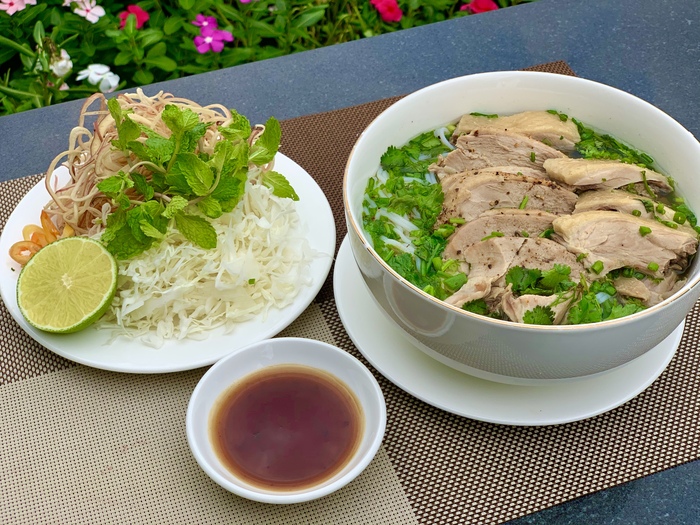 Khách sạn Grand Saigon giới thiệu các món ăn đặc sản địa phương - Ảnh 7.
