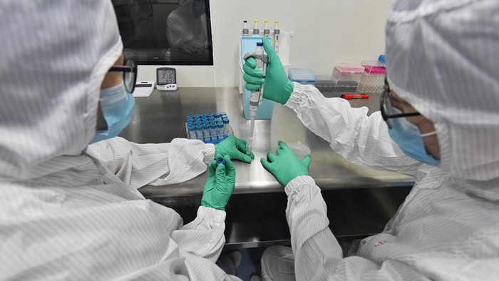Bộ Y tế: Cuối năm 2020, Việt Nam sẽ thử nghiệm lâm sàng vaccine phòng COVID-19 - Ảnh 1.