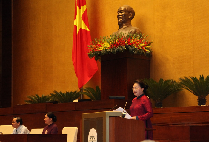 Chủ tịch Quốc hội tri ân, tặng quà các Mẹ Việt Nam anh hùng - Ảnh 1.