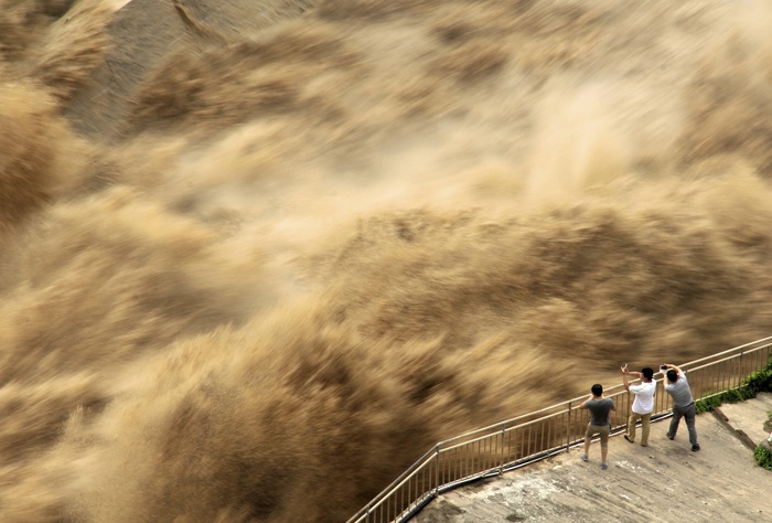 Lũ lụt ở Trung Quốc: Hơn 12 triệu người dân điêu đứng, thiệt hại hơn 3,6 tỷ USD - Ảnh 3.