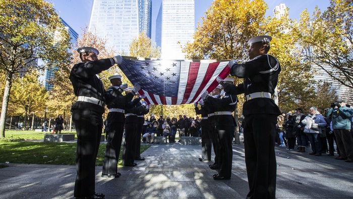 Ký ức đau thương của người Mỹ về vụ tấn công khủng bố ngày 11/9 - Ảnh 4.