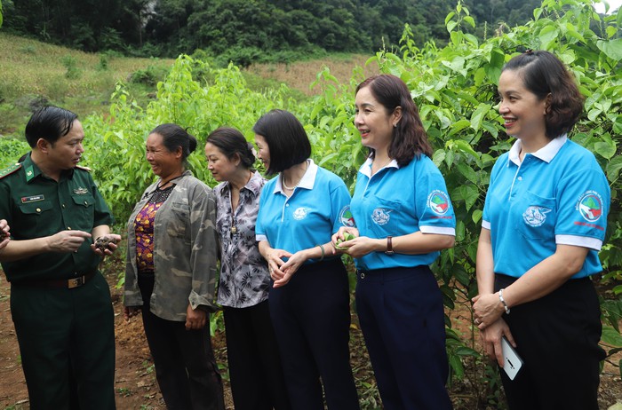 Kiểm tra thực hiện Chương trình “Đồng hành cùng phụ nữ biên cương” giai đoạn 2018-2020 tại Sơn La - Ảnh 4.