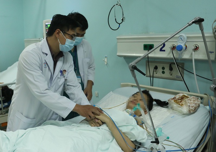 Hai bệnh nhân ngộ độc do Pate Minh Chay ở Đồng Nai đã tương đối ổn định - Ảnh 1.