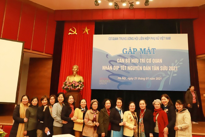Gặp mặt cán bộ hưu trí cơ quan TW Hội LHPN Việt Nam dịp Xuân Tân Sửu 2021 - Ảnh 6.