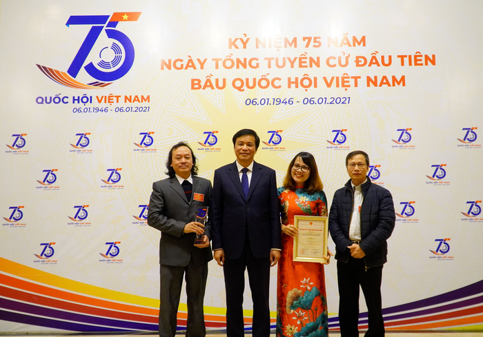 Báo Phụ nữ Việt Nam đạt Giải C Giải Báo chí “75 năm Quốc hội Việt Nam” - Ảnh 9.