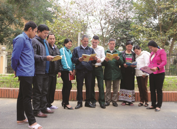 Chăm lo và phhát huy vai trò người có uy tín trong đồng bào dân tộc thiểu số ở Thanh Hóa - Ảnh 1. Chăm lo và phhát huy vai trò người có uy tín trong đồng bào dân tộc thiểu số ở Thanh Hóa - Ảnh 1.
