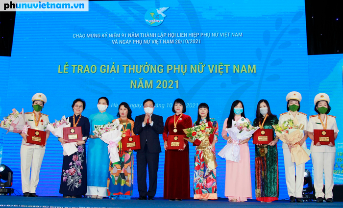 Phó Thủ tướng Phạm Bình Minh: &quot;Tôi đánh giá cao sáng kiến của Hội LHPN Việt Nam với Giải thưởng Phụ nữ Việt Nam&quot; - Ảnh 3.
