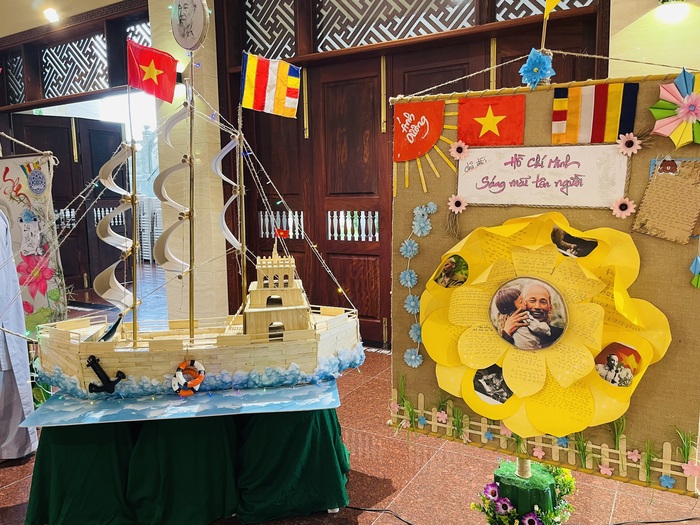 Chư Ni sinh Học viện Phật giáo Việt Nam tham gia hội thi “Hồ Chí Minh - Sáng mãi tên người” - Ảnh 2.