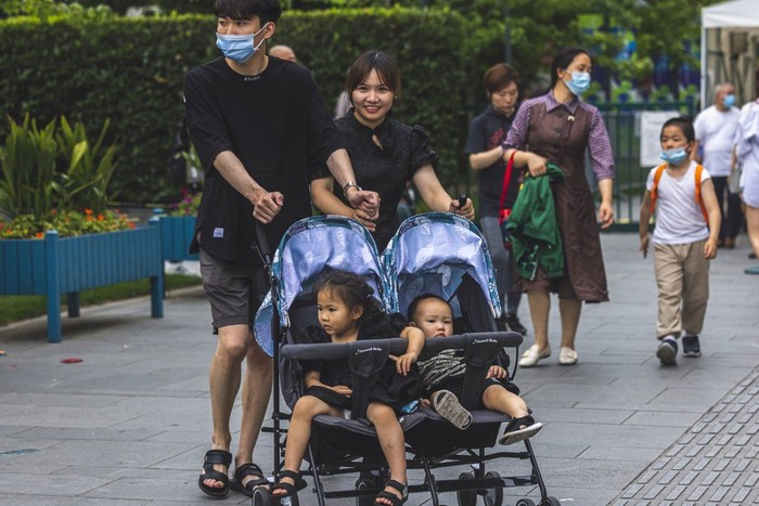 Trung Quốc: Giới trẻ nông thôn cũng &quot;làm ngơ&quot; chuyện sinh con  - Ảnh 1.