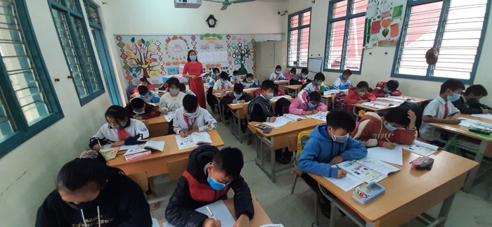 Cô giáo dành gấp 3 thời gian quy định để dạy online cho học sinh mùa dịch - Ảnh 4. Cô giáo dành gấp 3 thời gian quy định để dạy online cho học sinh mùa dịch - Ảnh 4.