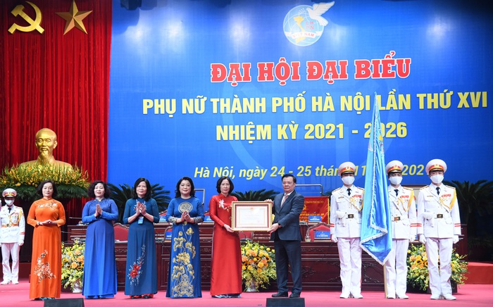Hội LHPN Hà Nội vinh dự nhận Huân chương Lao động hạng Nhất (lần thứ 2) - Ảnh 4.