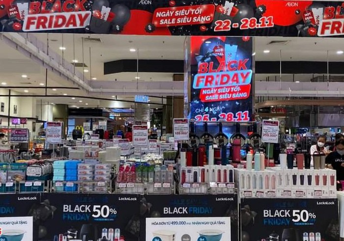 Black Friday: Giảm giá sập sàn có đủ sức thu hút người mua?  - Ảnh 3.