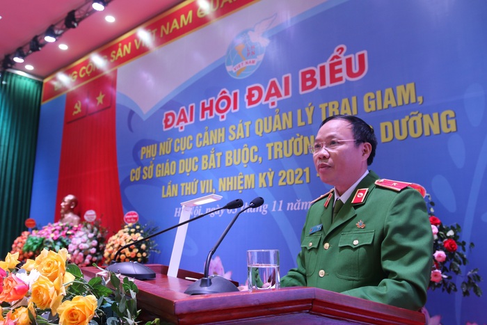Thiếu tướng Nguyễn Văn Phục - Cục trưởng Cục C10 đánh giá cao những thành quả mà Hội Phụ nữ cục đã đạt được trong nhiệm kỳ qua
