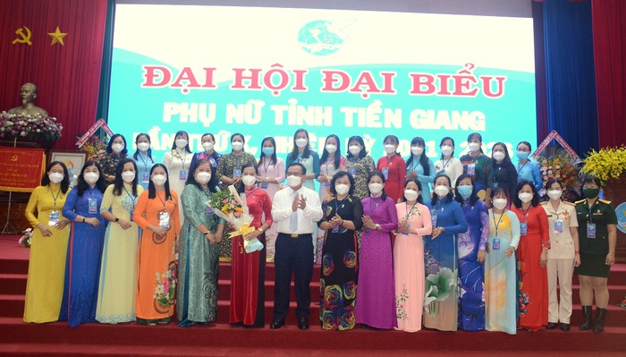  Phụ nữ góp phần xây dựng tỉnh Tiền Giang trở thành tỉnh phát triển trong vùng kinh tế trọng điểm phía Nam  - Ảnh 2.