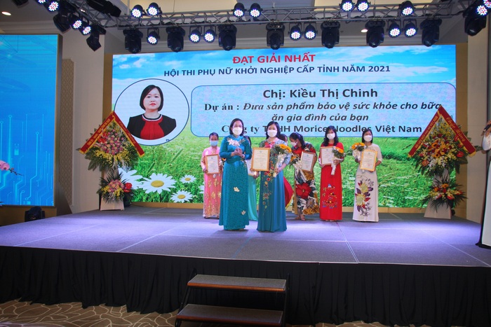 Phụ nữ Hà Nam khởi nghiệp nâng tầm thương hiệu sản phẩm OCOP - Ảnh 1.