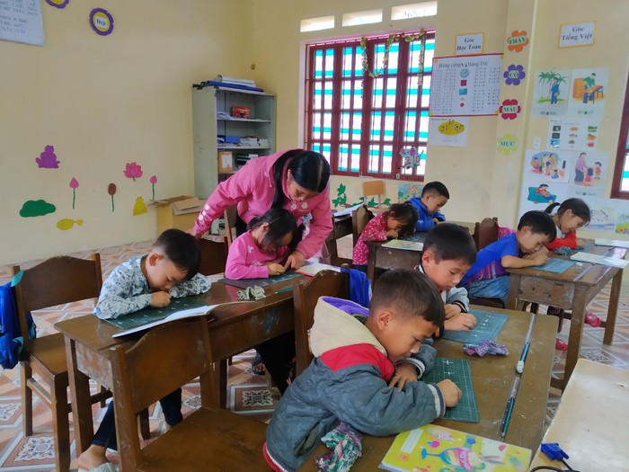 Chắp cánh cho học sinh dân tộc thiểu số vươn cao, bay xa - Ảnh 2. Chắp cánh cho học sinh dân tộc thiểu số vươn cao, bay xa - Ảnh 2.