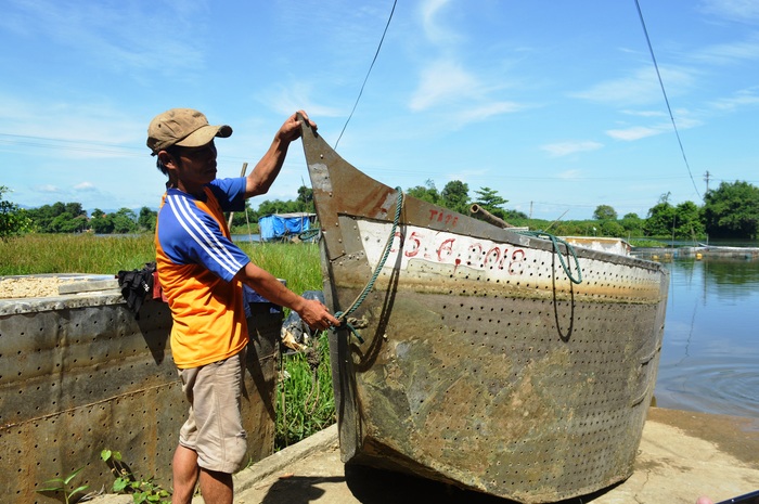 Hiệu quả nuôi cá bằng “lồng thuyền” ở Quảng Trị - Ảnh 2.