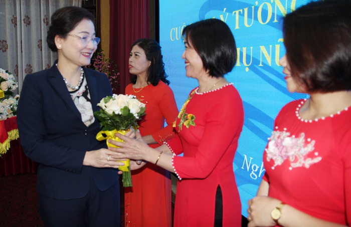 Nghệ An: Trao giải cuộc thi “Phụ nữ Việt tự tin làm kinh tế” - Ảnh 2.