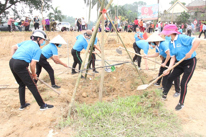 
Hà Tĩnh: Phụ nữ phát động “trồng 1 triệu cây xanh” - Ảnh 8.