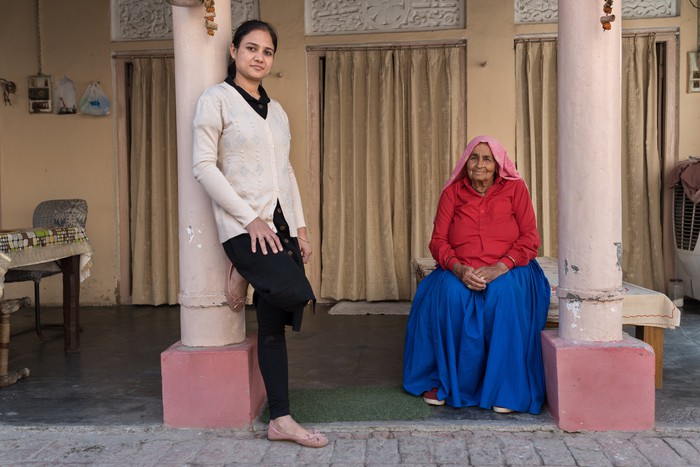 Cụ bà xạ thủ Ấn Độ 89 tuổi và nỗ lực vì bình đẳng giới - Ảnh 2.