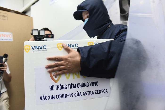 Sáng nay, Việt Nam chính thức tiêm vaccine ngừa Covid-19 - Ảnh 4.
