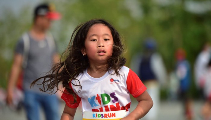 Hơn 500 trẻ em tham dự đường chạy Kids Run - Ảnh 1.