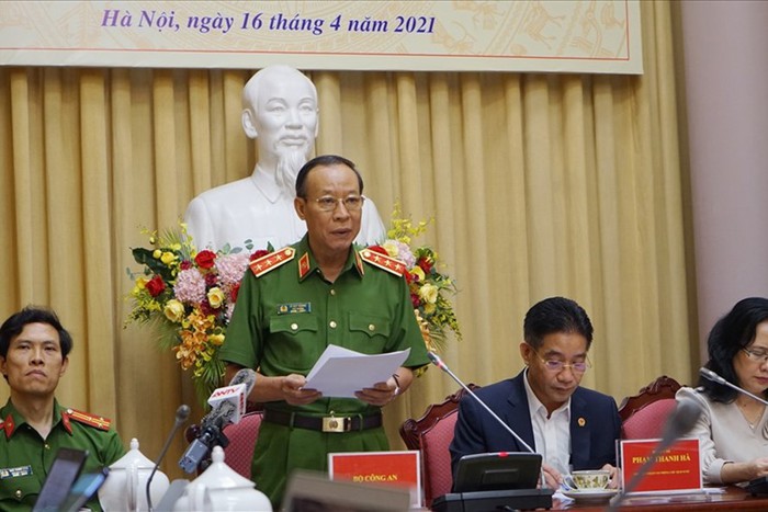 Thượng tướng Lê Quý Vương trình bày những nội dung cơ bản của Luật Phòng, chống ma túy