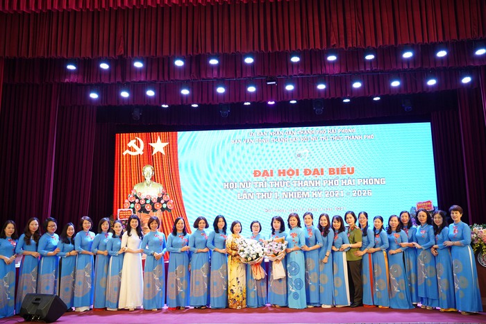 Khai mạc Đại hội Hội Nữ trí thức TP Hải Phòng lần thứ nhất, nhiệm kỳ 2021 - 2026 - Ảnh 1.