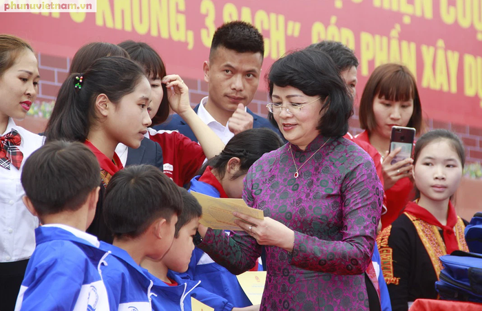 Quốc hội miễn nhiệm chức danh Phó Chủ tịch nước với bà Đặng Thị Ngọc Thịnh - Ảnh 8.