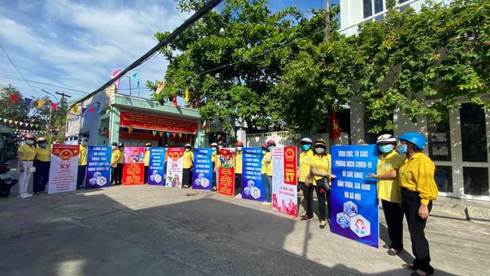 Phụ nữ Đà Nẵng cùng thành phố phòng, chống dịch và tham gia tuyên truyền bầu cử Quốc hội khóa XV và HĐND các cấp nhiệm kỳ 2021-2026 - Ảnh 1.