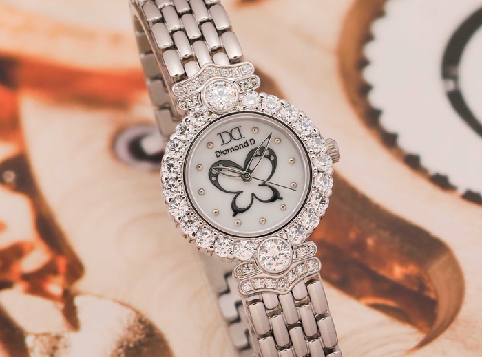 Không thể bỏ lỡ big sale lớn nhất từ trước tới nay giảm đến 40% đồng hồ chính hãng nhân dịp sinh nhật Đăng Quang Watch - Ảnh 2.