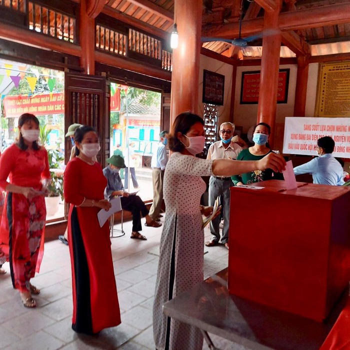 Các cấp Hội phụ nữ Hải Dương tưng bừng áo dài trong ngày bầu cử - Ảnh 5.