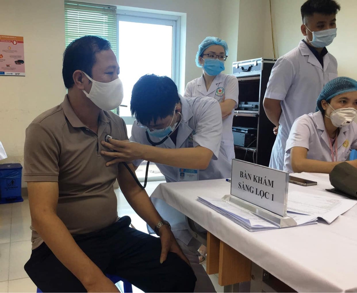 Tiêm vaccine ngừa Covid-19 cho công nhân ở Bắc Ninh - Ảnh 2.