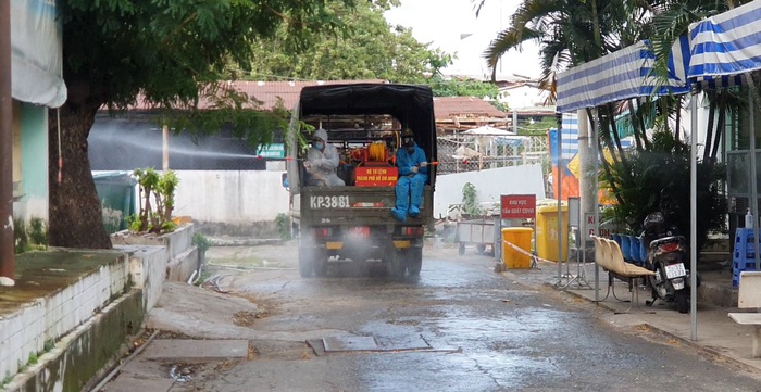 Phó giám đốc Sở Y tế TPHCM: “Việc xảy ra ở Bệnh viện Bệnh Nhiệt đới là bài học rất sâu sắc” - Ảnh 1.