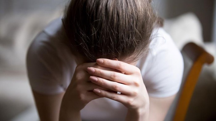 Trẻ em gái có ý định tự tử ở Hoa Kỳ tăng đáng kể trong đại dịch - Ảnh 1.