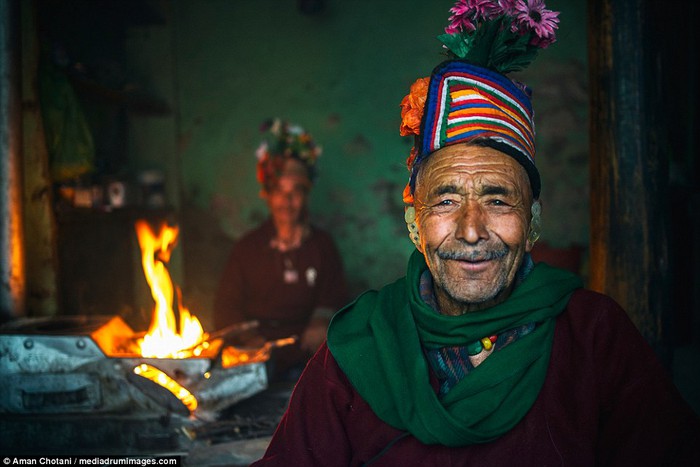 Drokpa, bộ tộc lạ kỳ bên dãy Himalaya - Ảnh 3.