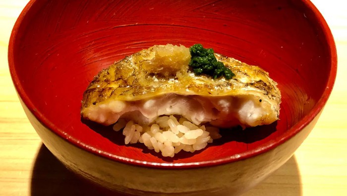 “Sushi lên men” bên hồ Biwa, món ăn độc nhất vô nhị của Nhật Bản  - Ảnh 3.