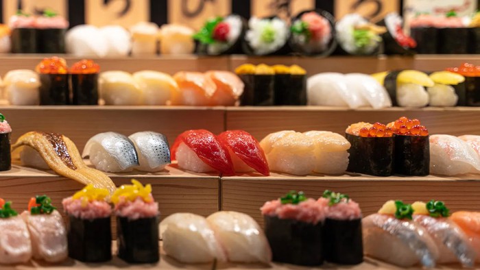 “Sushi lên men” bên hồ Biwa, món ăn độc nhất vô nhị của Nhật Bản  - Ảnh 4.