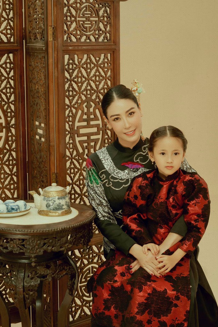 Hà Kiều Anh và con gái