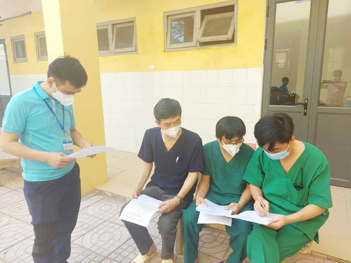 Bệnh viện dã chiến số 1 điều trị COVID-19 ở Nghệ An chính thức đi vào hoạt động - Ảnh 2.