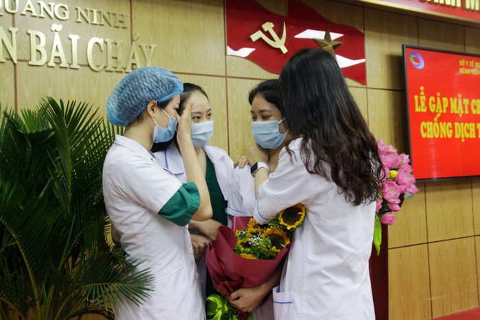 Bắc Ninh tiếp tục chi viện y bác sĩ cho tâm dịch Bắc Giang - Ảnh 1.