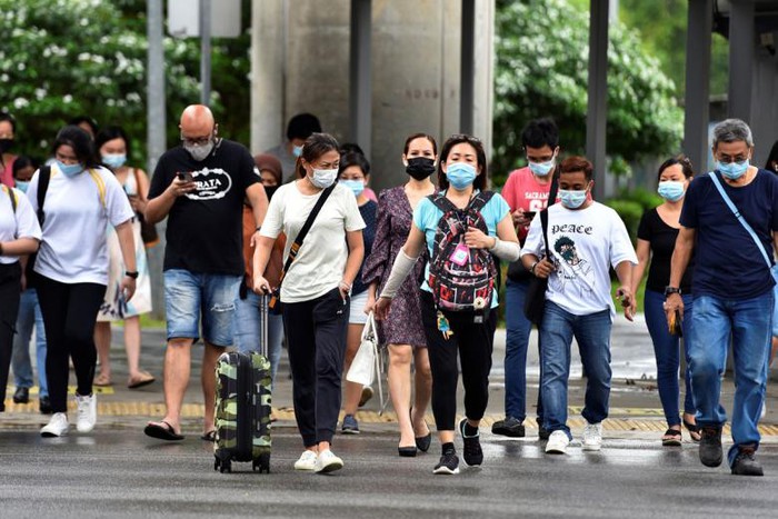 Singapore cân nhắc nới lỏng các quy định giãn cách chống dịch Covid-19 từ ngày 12/7 - Ảnh 2.