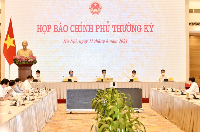 Bảo đảm an sinh xã hội, chăm lo đời sống nhân dân trong điều kiện khó khăn do dịch bệnh - Ảnh 2.