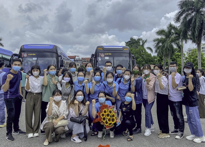 Hơn 200 cán bộ,  giảng viên, sinh viên Đại học Y Dược Hải Phòng mang “tinh thần thép” vào Nam chống dịch - Ảnh 4.