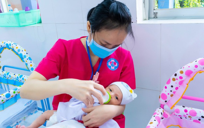 TPHCM khánh thành trung tâm chăm sóc trẻ sơ sinh có mẹ nhiễm Covid-19