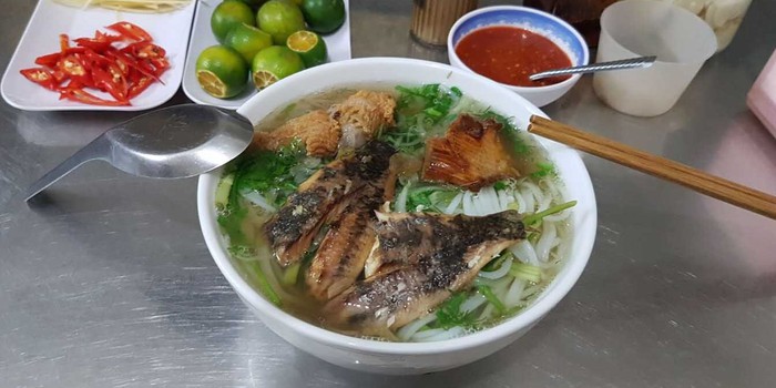 Nhớ tô bún nước dùng thơm mùi gừng trong tiết trời se lạnh - Ảnh 3. Nhớ tô bún nước dùng thơm mùi gừng trong tiết trời se lạnh - Ảnh 3.