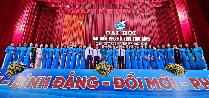 Địa phương đầu tiên khai mạc Đại hội Đại biểu Phụ nữ cấp tỉnh nhiệm kỳ 2021 - 2026 - Ảnh 1.