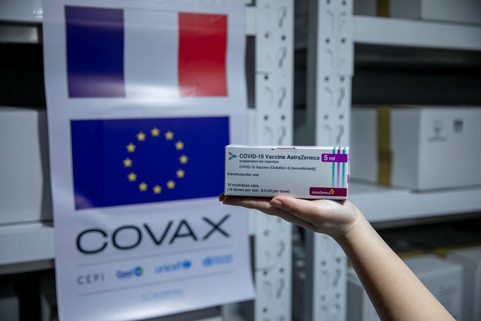 Pháp và Ý trao 1.484.060 liều vaccine Covid-19 cho Việt Nam - Ảnh 2.