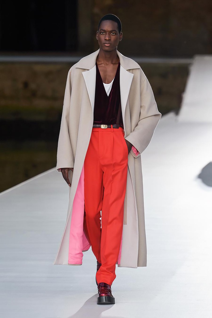 Rực rỡ sắc màu Valentino Couture Thu Đông 2021 - Ảnh 8.