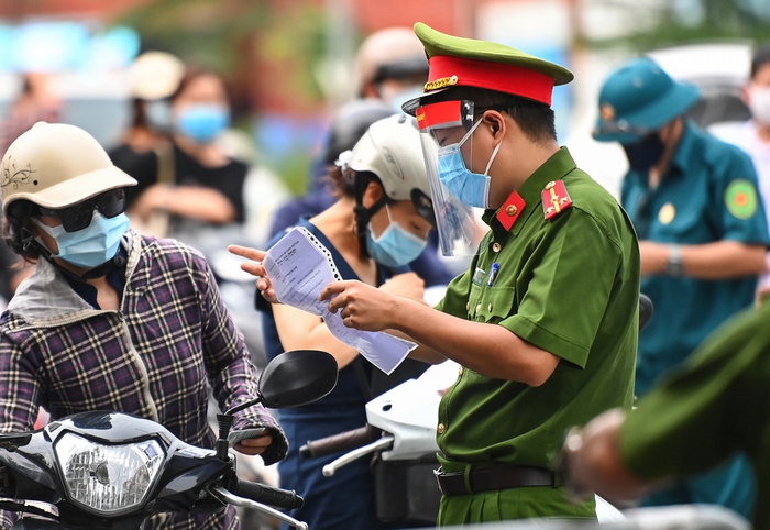 Có nhiều thay đổi về cấp giấy đi đường ở Hà Nội sau ngày 5/9 so với đề xuất ban đầu